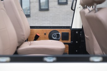 2B-056-Convertible-Mercedes-G-250-069469