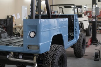 3-026-Convertible-Mercedes-G-250-066864-