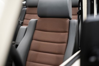 2A-023-Convertible-Mercedes-G-250-069155