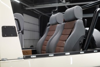 2A-024-Convertible-Mercedes-G-250-069155