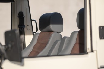 2B-017-Convertible-Mercedes-G-250-069155