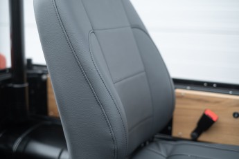 2B-051-Convertible-Mercedes-G-250-088744-