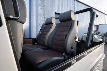 2B-055-Convertible-Mercedes-G-250-069155