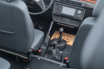 2B-055-Convertible-Mercedes-G-250-088744-