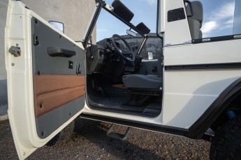 2B-056-Convertible-Mercedes-G-250-069155