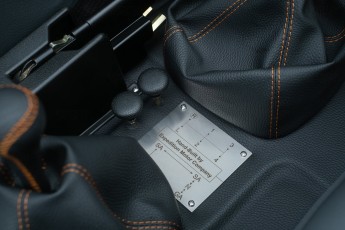 2B-058-Convertible-Mercedes-G-250-088744-