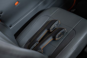 3-004-Convertible-Mercedes-G-250-088744-