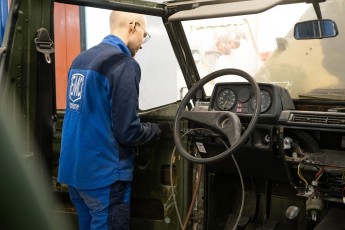 3-077-Convertible-Mercedes-G-250-069155