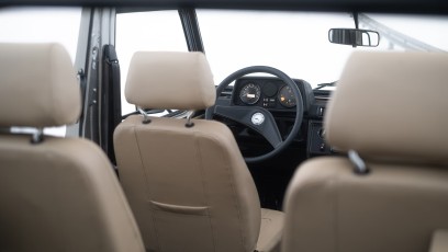 1-004-Convertible-Mercedes-G-250-089216