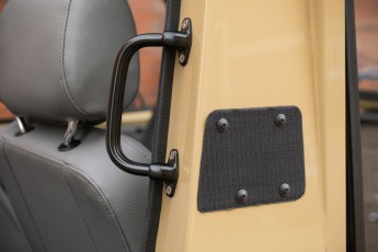 2B-037-Convertible-Mercedes-G-250-088714