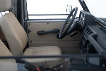 2B-037-Convertible-Mercedes-G-250-089216