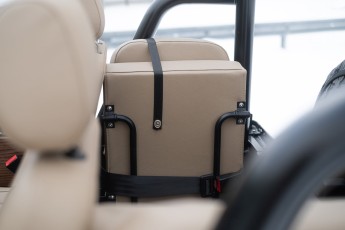 2B-042-Convertible-Mercedes-G-250-089216