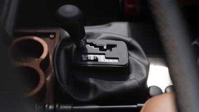 1-006-Convertible-Mercedes-G-250-082889