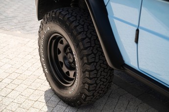 2B-032-Convertible-Mercedes-G-250-081975