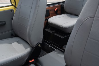 2B-049-Convertible-Mercedes-G-250-081416