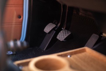 2B-050-Convertible-Mercedes-G-250-081975