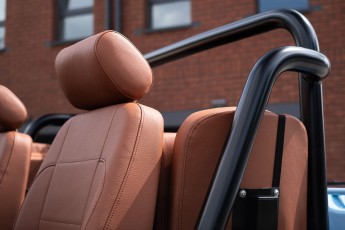 2B-062-Convertible-Mercedes-G-250-081975