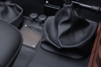 2B-065-Convertible-Mercedes-G-250-082070