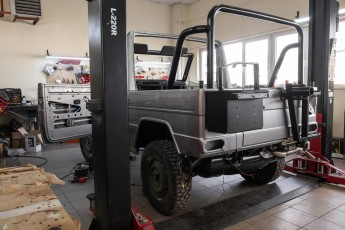 3-017-Convertible-Mercedes-G-250-082889