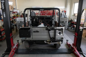 3-021-Convertible-Mercedes-G-250-082889