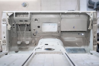 3-042-Convertible-Mercedes-G-250-081975