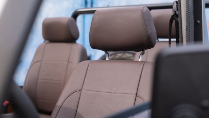 1-005-Convertible-Mercedes-G-250-087654