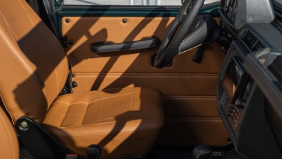 1-006-Convertible-Mercedes-G-250-068725