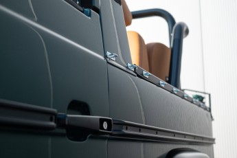 2B-044-Convertible-Mercedes-G-250-068725