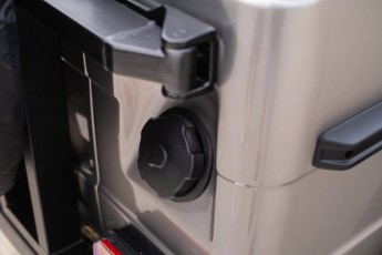 2B-050-Convertible-Mercedes-G-250-087654