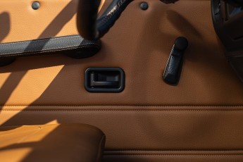 2B-066-Convertible-Mercedes-G-250-068725