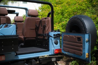 2B-091-Convertible-Mercedes-G-250-081240