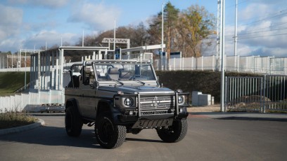 1-001-Custom-Mercedes-GWagon-MojaveSilver-080462