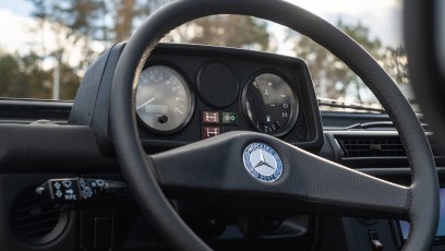 1-006-Custom-Mercedes-GWagon-MojaveSilver-080462