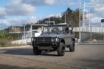 2B-005-Custom-Mercedes-GWagon-MojaveSilver-080462