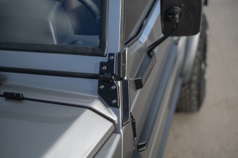 2B-042-Custom-Mercedes-GWagon-MojaveSilver-080462