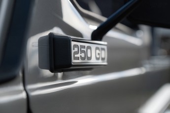 2B-053-Custom-Mercedes-GWagon-MojaveSilver-080462