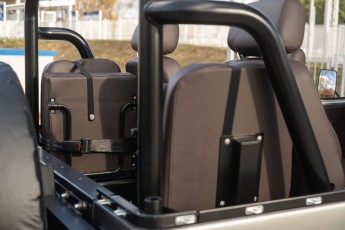 2B-074-Custom-Mercedes-GWagon-MojaveSilver-080462