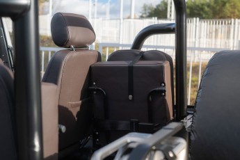 2B-076-Custom-Mercedes-GWagon-MojaveSilver-080462