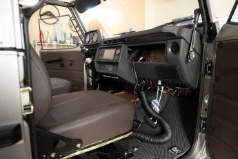 3-004-Custom-Mercedes-GWagon-MojaveSilver-080462