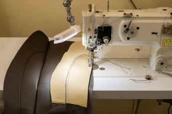 3-016-Custom-Mercedes-GWagon-MojaveSilver-080462