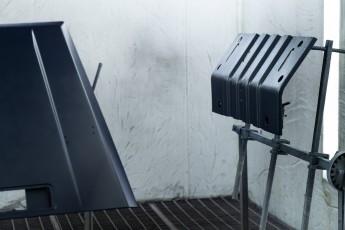 3-017-Vintage-Mercedes-GWagon-MidnightBlue-080489