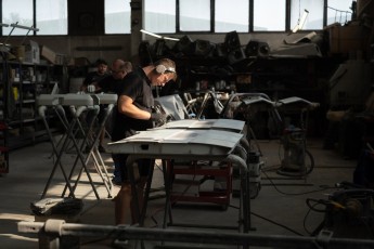 3-054-Custom-Mercedes-GWagon-MojaveSilver-080462