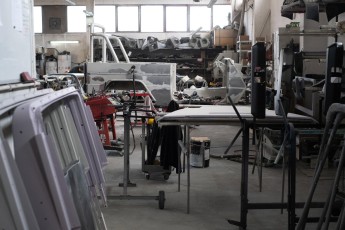 3-055-Custom-Mercedes-GWagon-MojaveSilver-080462