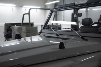 2A-012-Convertible-Mercedes-250GD-Chalk-082098