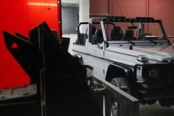 2A-013-Convertible-Mercedes-250GD-Chalk-082098