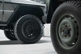 2A-033-Convertible-Mercedes-250GD-Chalk-082098