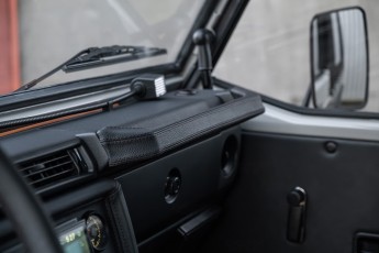 2B-040-Convertible-Mercedes-250GD-Chalk-082098