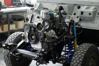 3-022-Convertible-Mercedes-250GD-Chalk-082098