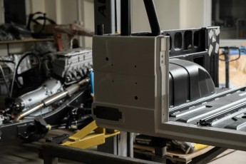 3-026-Convertible-Mercedes-250GD-Chalk-082098