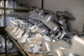 3-034-Convertible-Mercedes-250GD-Chalk-082098